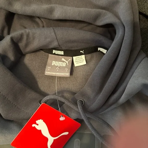 PUMA men’s small Gray Hoodie Sweatshirt - Picture 3 of 5